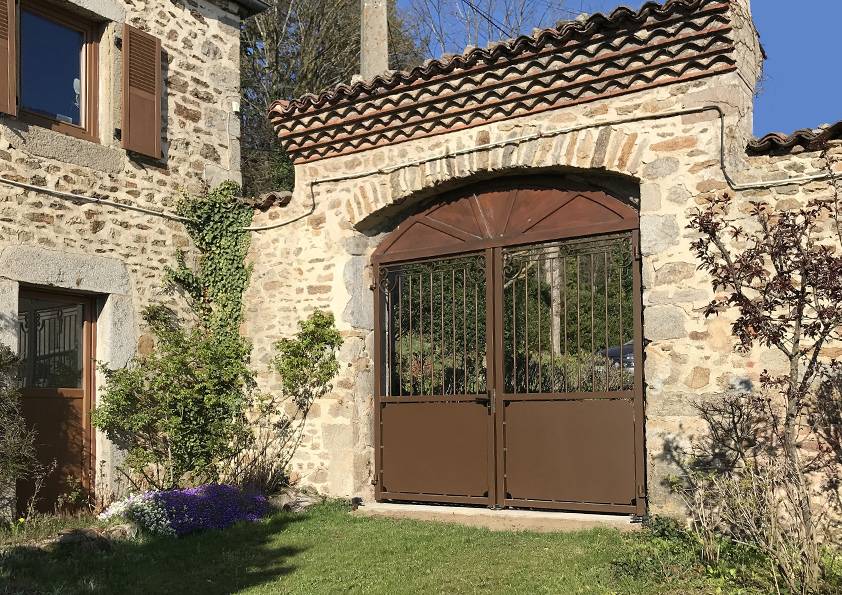 Porte cochère